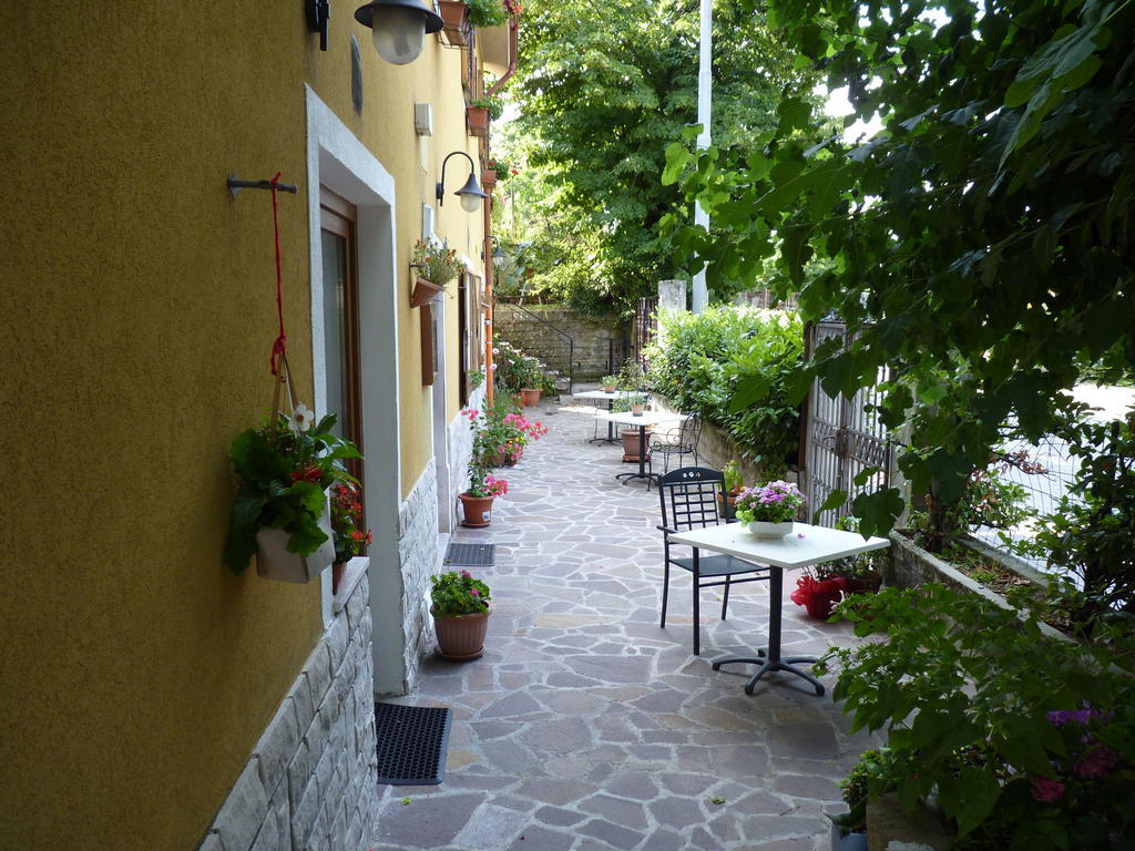 Casa Dodic Bed & Breakfast Триест Екстериор снимка